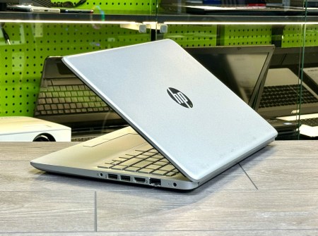 HP Laptop 14-CF1000nc 3